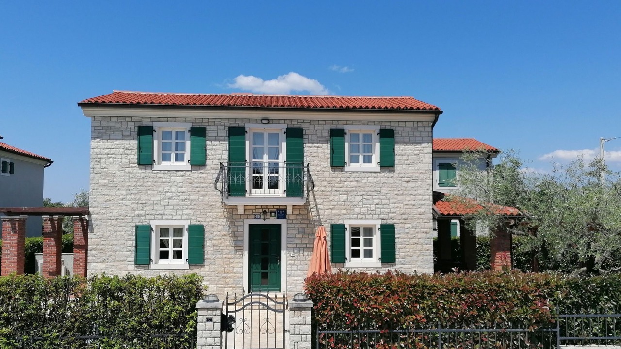 Photo of Outdoor in Buici
