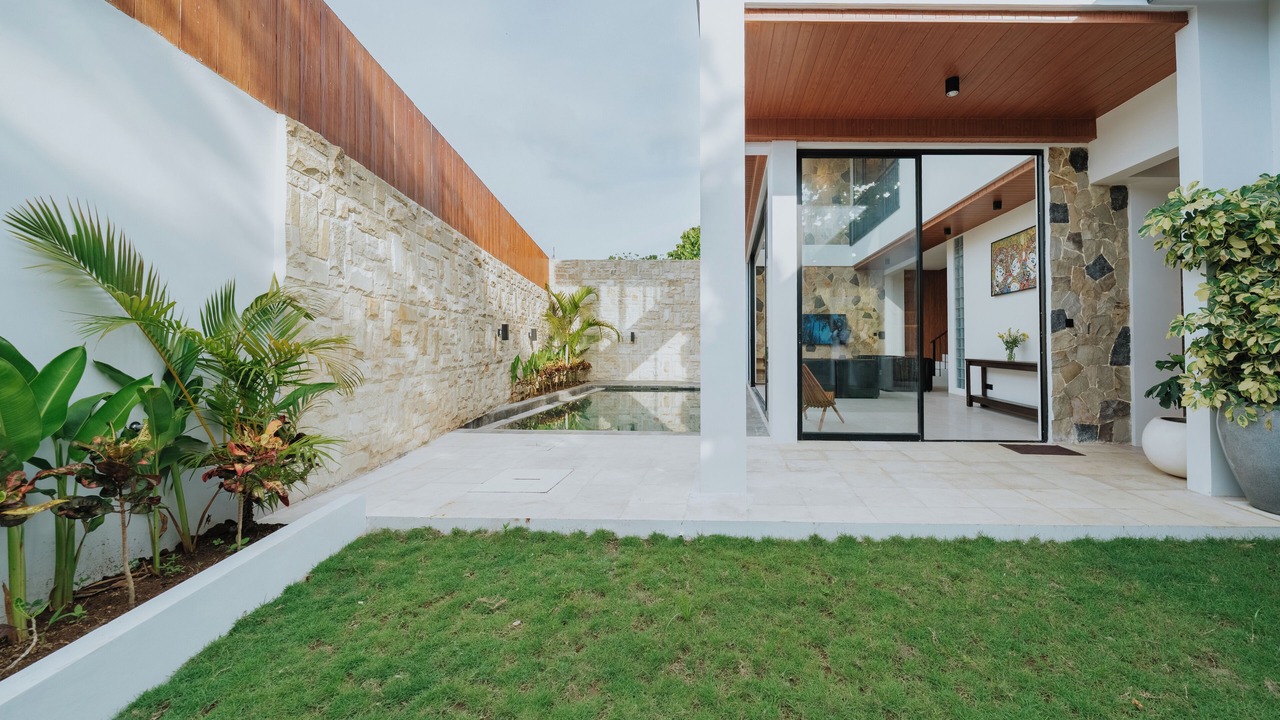 Photo of Patio Balcony in Bukit
