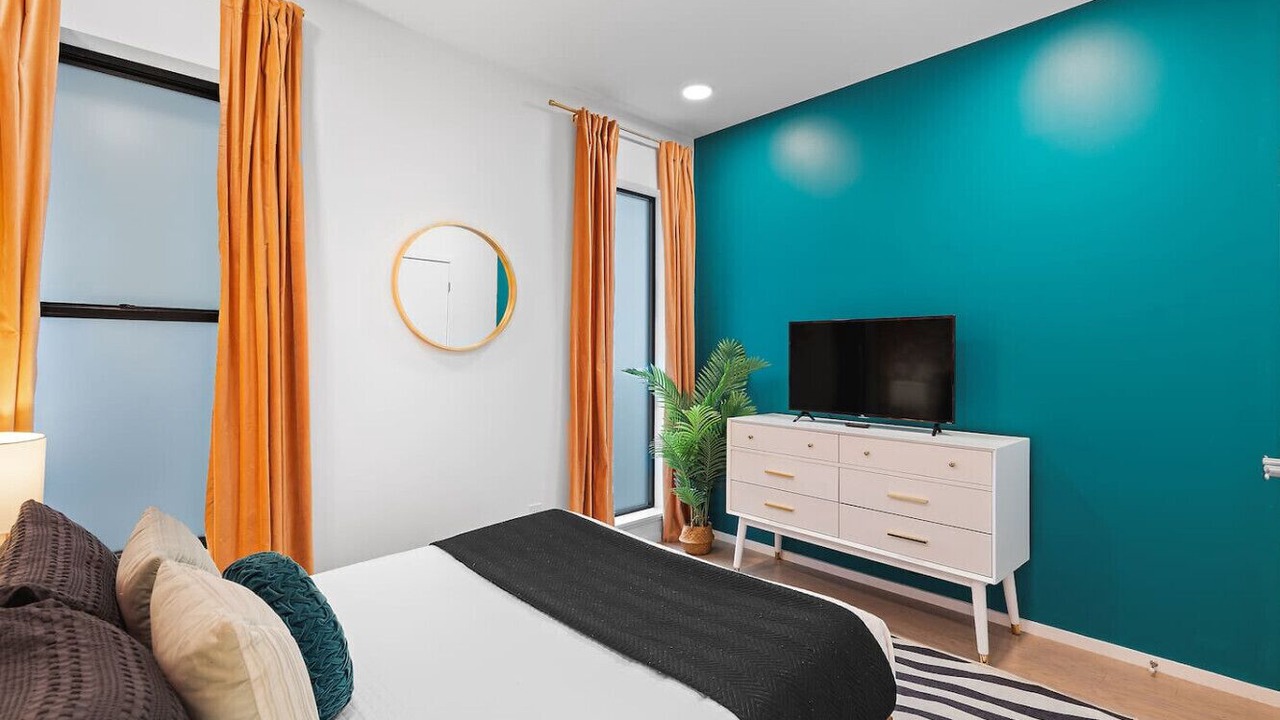 Photo of Bedroom in North Capitol