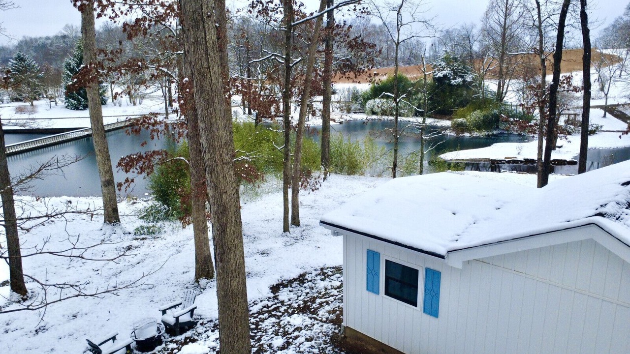 Photo of Outdoor in Henryville