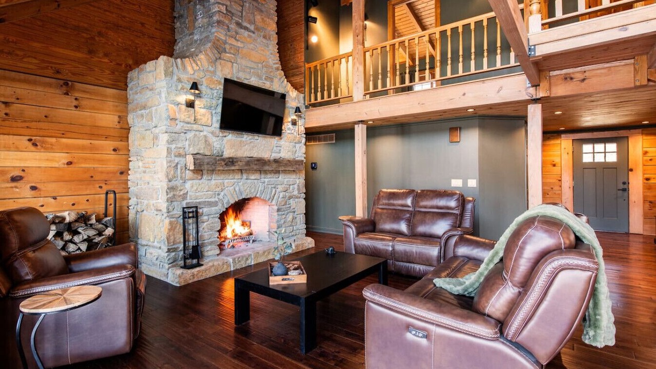 Photo of Others in Henryville