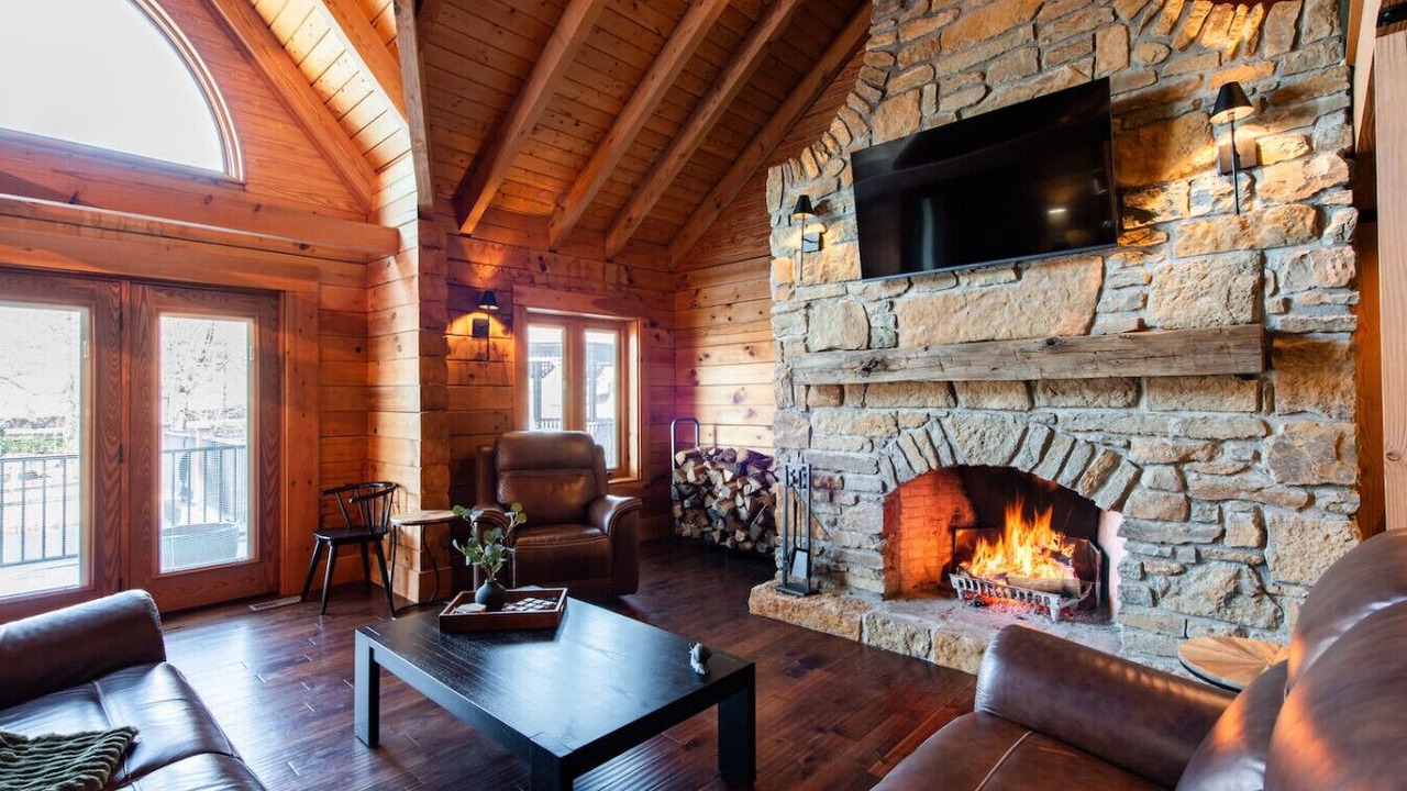 Photo of Livingroom in Henryville