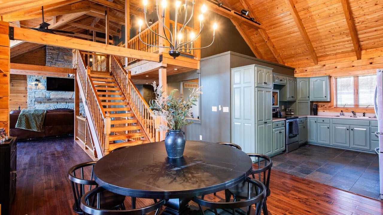 Photo of Others in Henryville