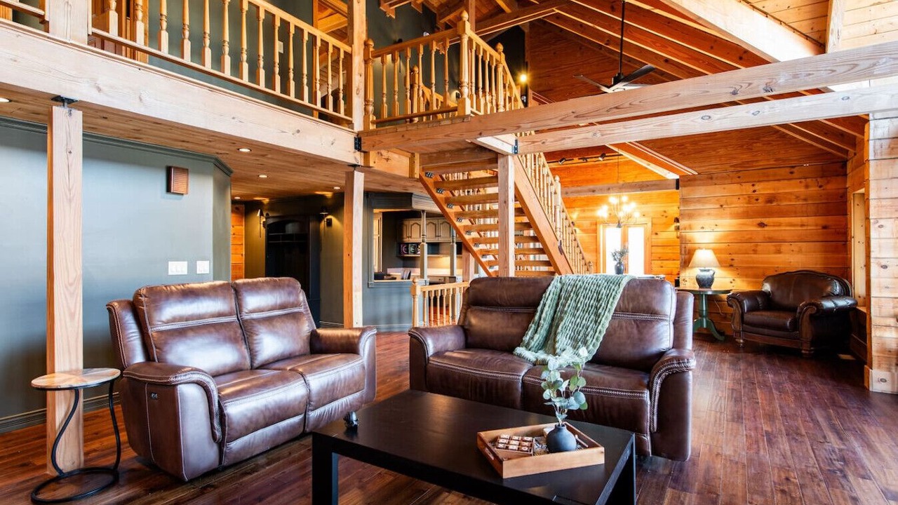 Photo of Others in Henryville