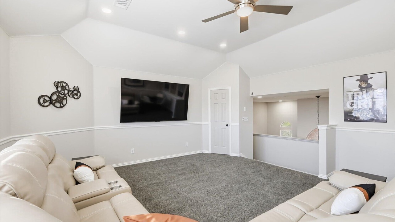 Photo of Livingroom in Lewisville