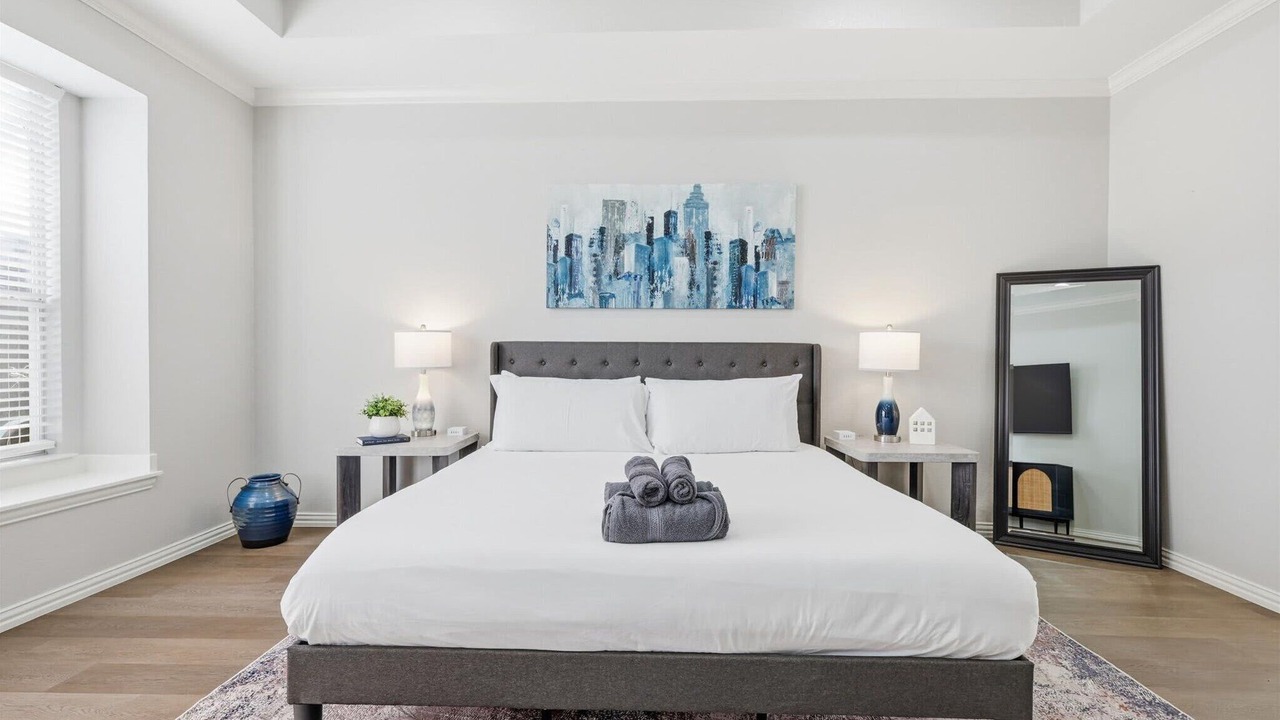 Photo of Bedroom in Lewisville