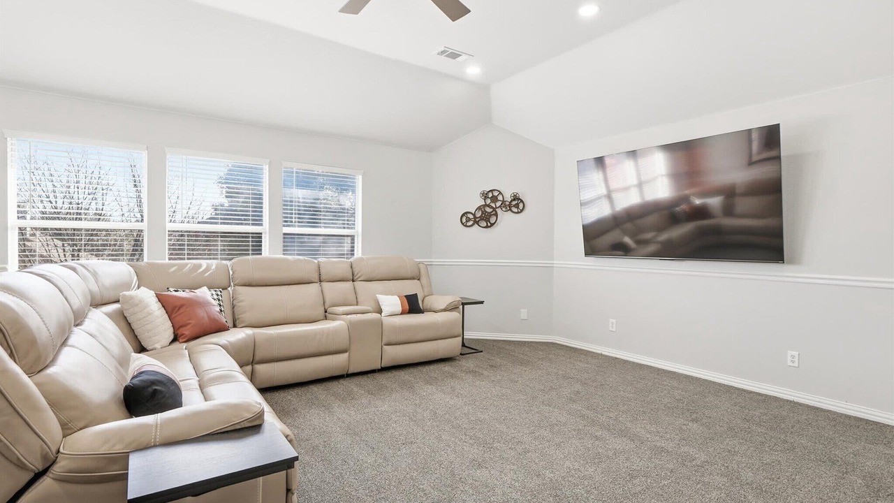 Photo of Livingroom in Lewisville