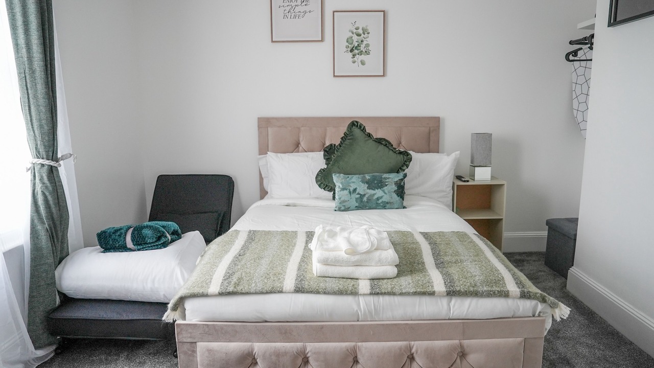 Photo of Bedroom in Albrighton