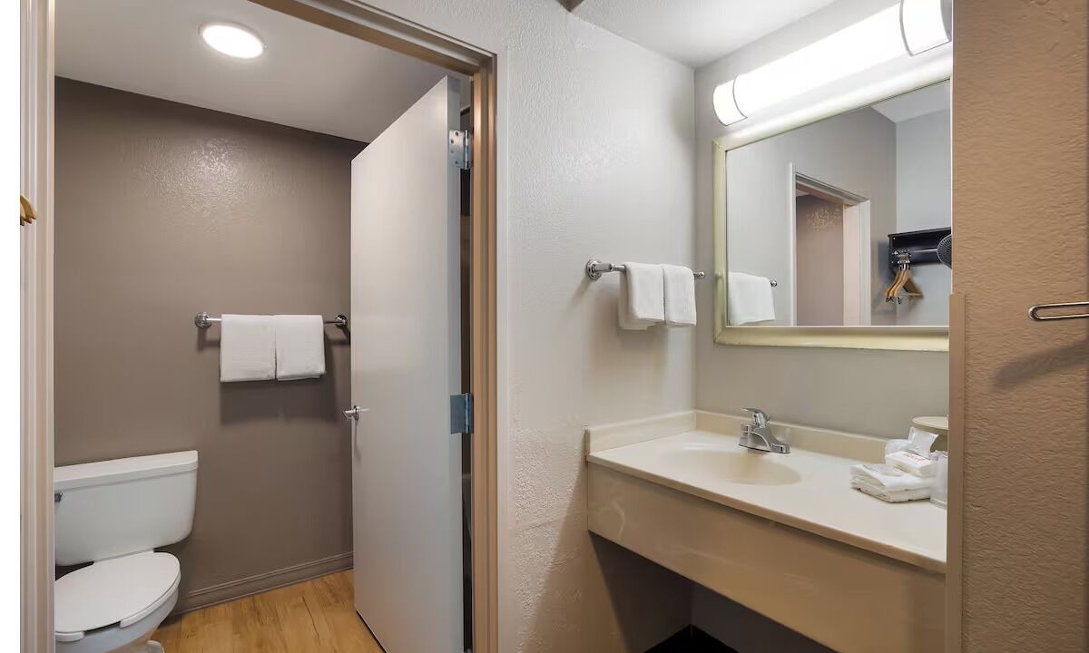 Photo of Bathroom in Cortaro