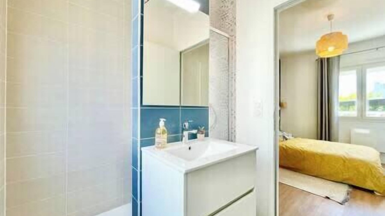 Photo of Bathroom in Saint-Nazaire