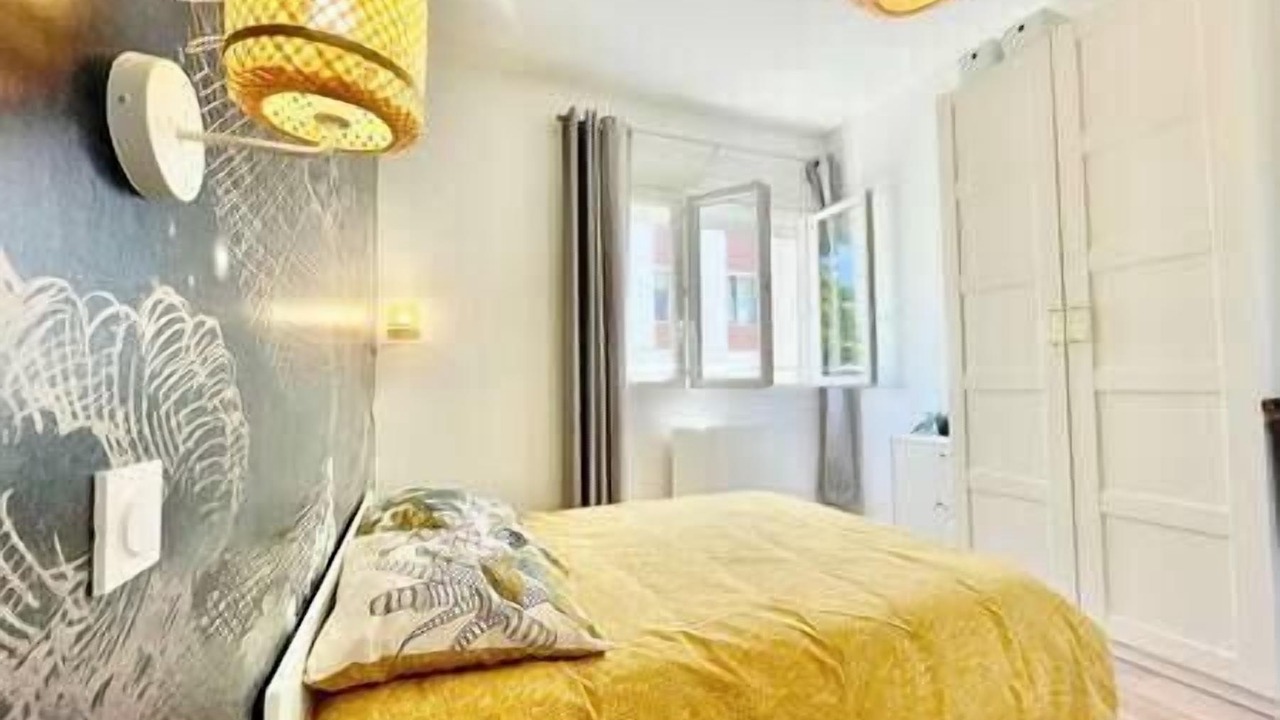Photo of Bedroom in Saint-Nazaire