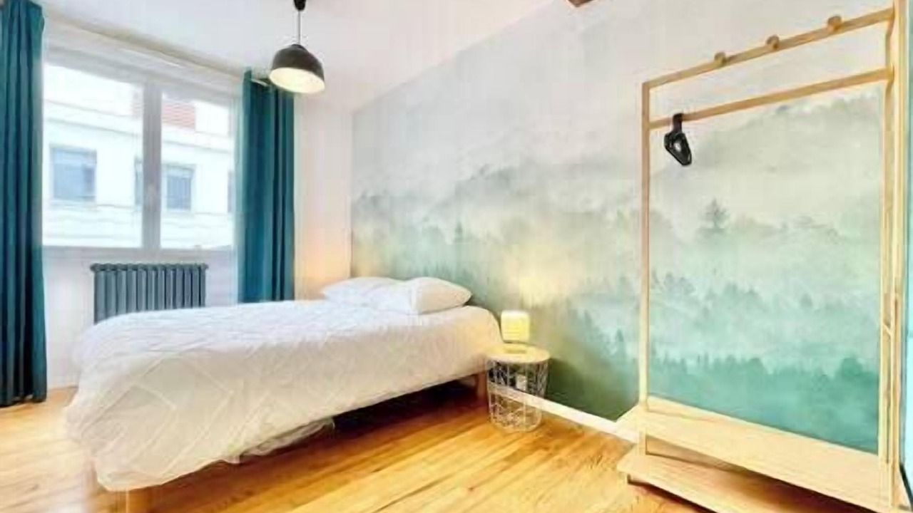 Photo of Bedroom in Saint-Nazaire