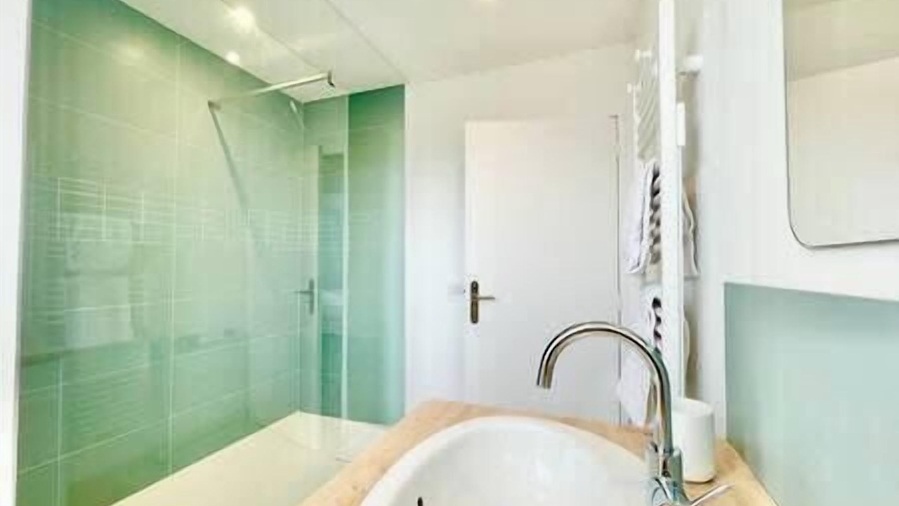 Photo of Bathroom in Saint-Nazaire
