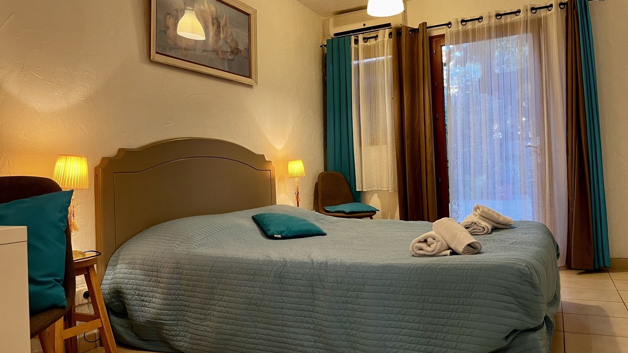 Photo of Bedroom in Theoule-Superieur