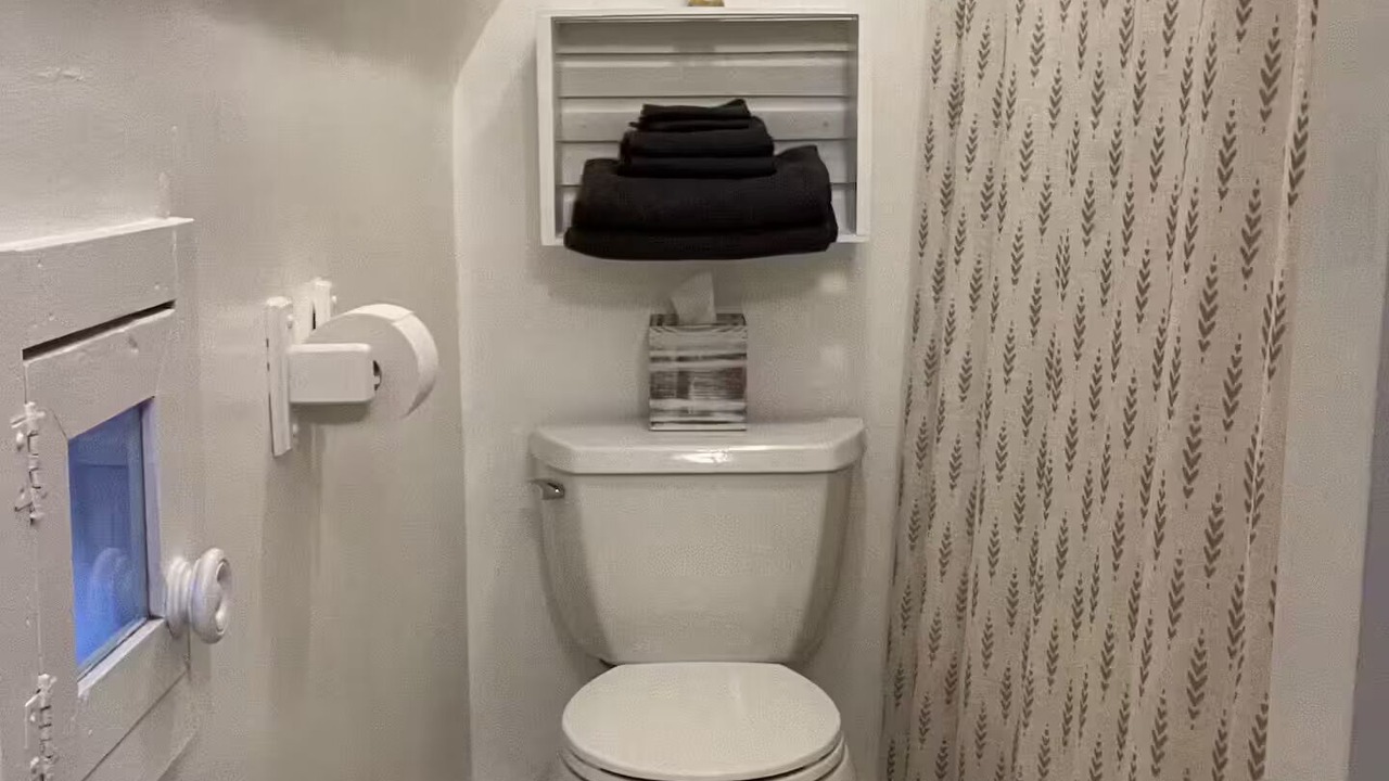 Photo of Bathroom in Campton