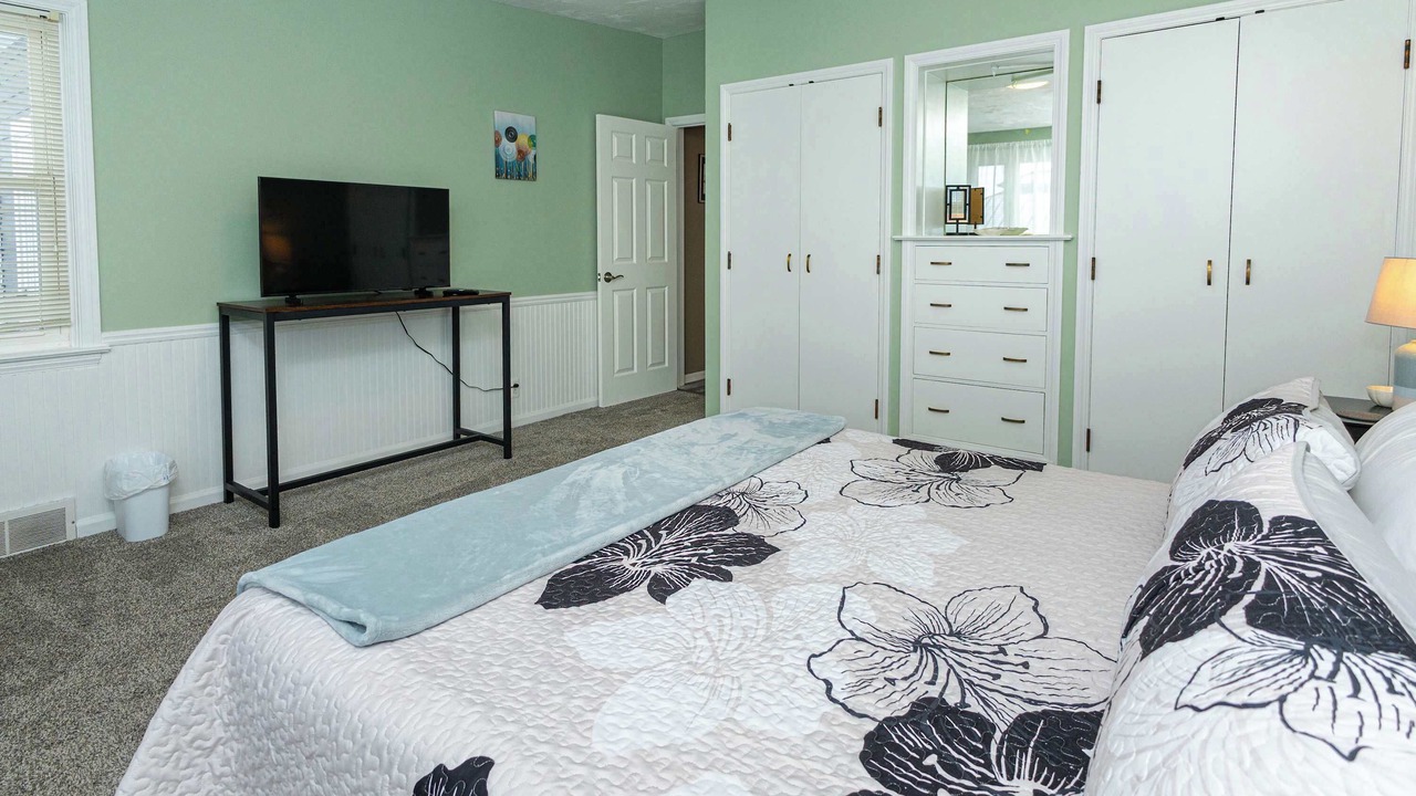 Photo of Bedroom in Marysville