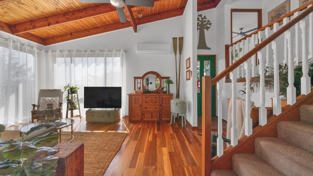 Photo of Livingroom in Tascott