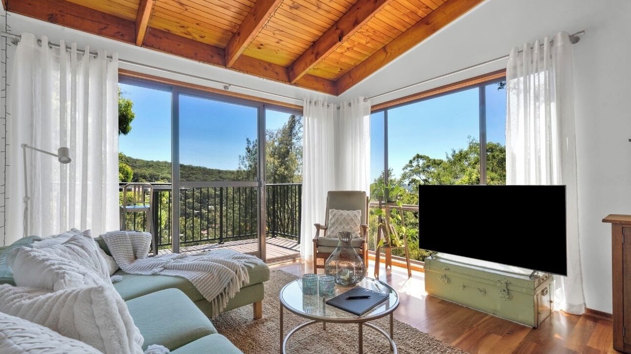 Photo of Livingroom in Tascott