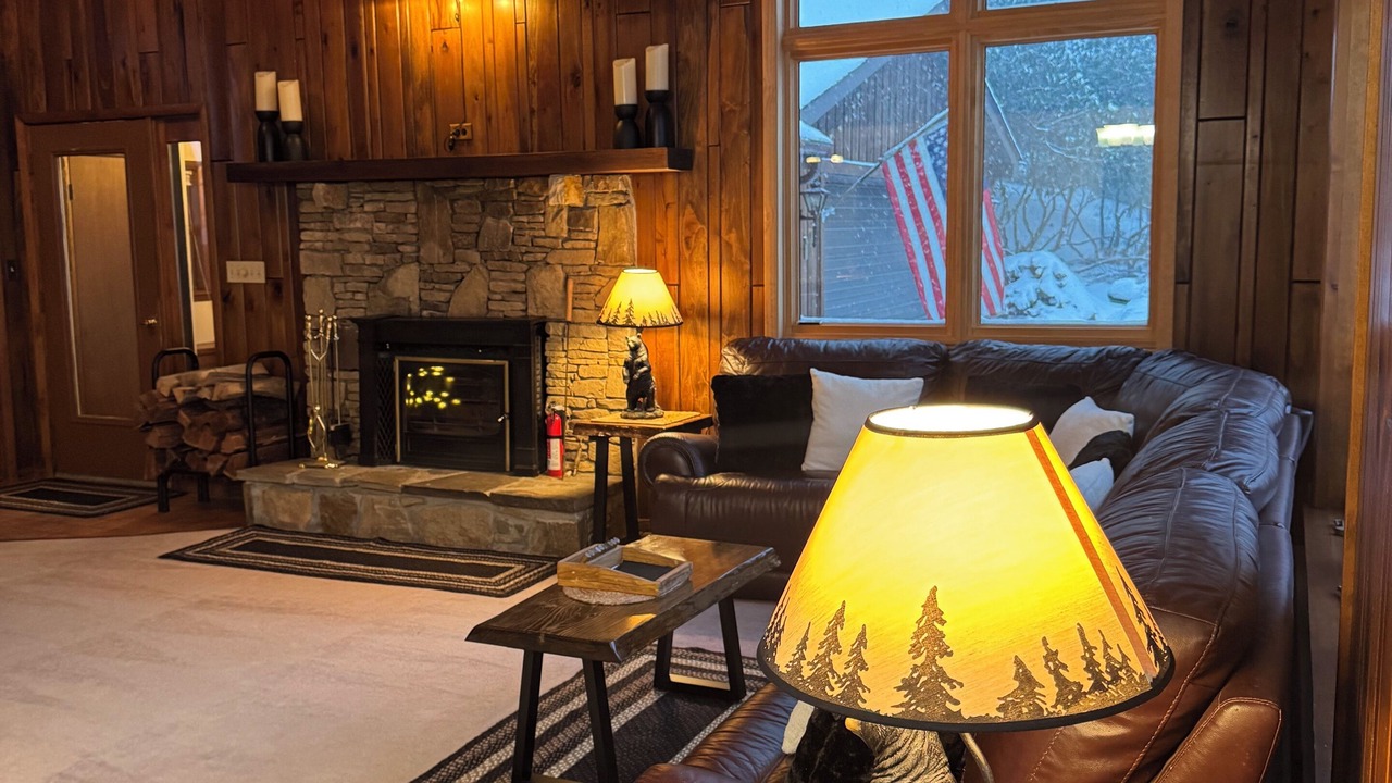Photo of Livingroom in Hidden Valley