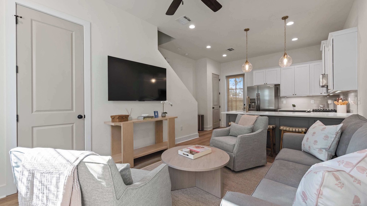 Photo of Livingroom in Lafayette