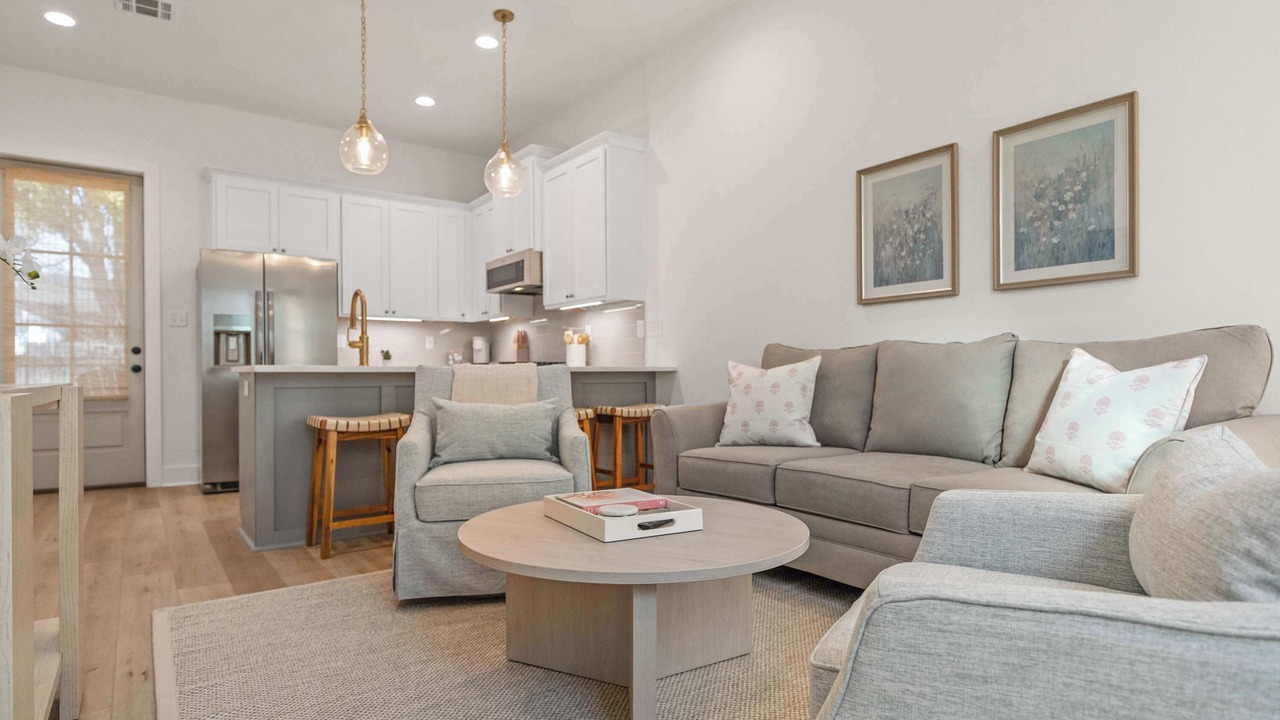 Photo of Livingroom in Lafayette