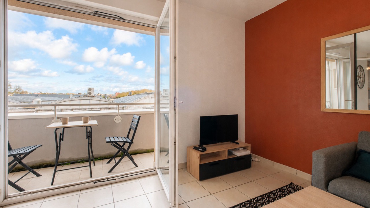 Photo of Livingroom in Laval