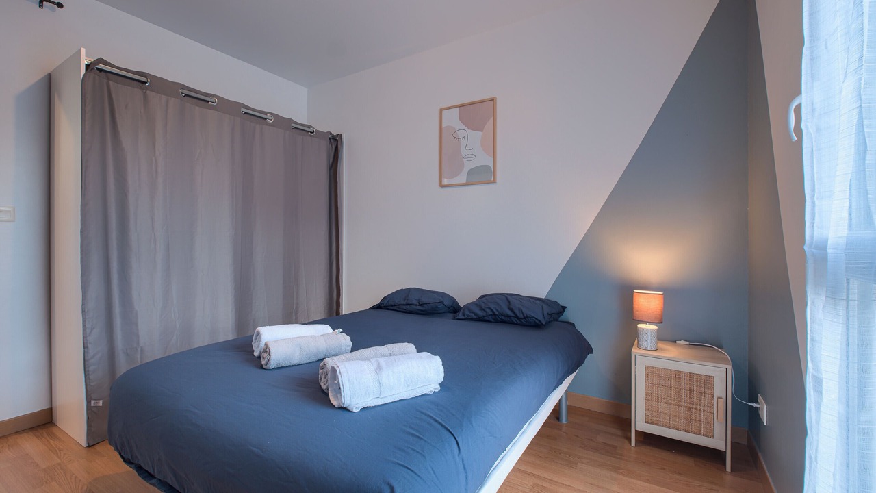 Photo of Bedroom in Laval