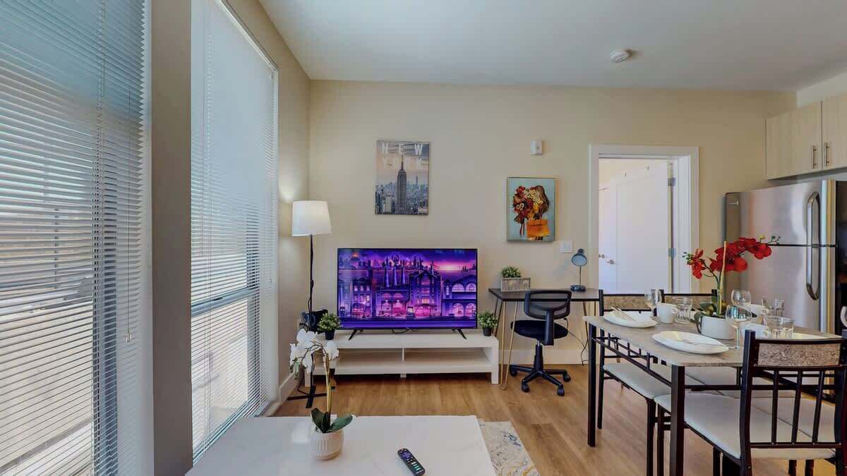Photo of Livingroom in Downtown