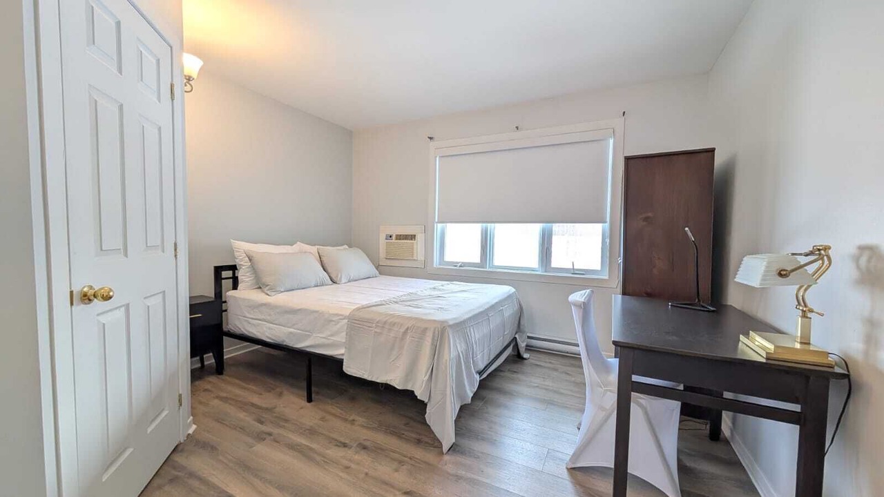 Photo of Bedroom in Varennes