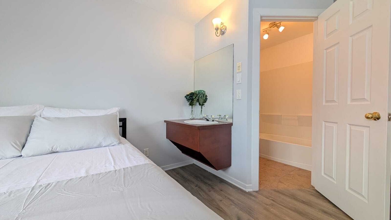 Photo of Bedroom in Varennes