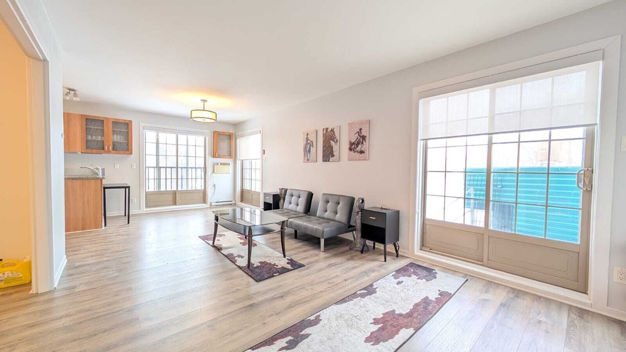 Photo of Livingroom in Varennes