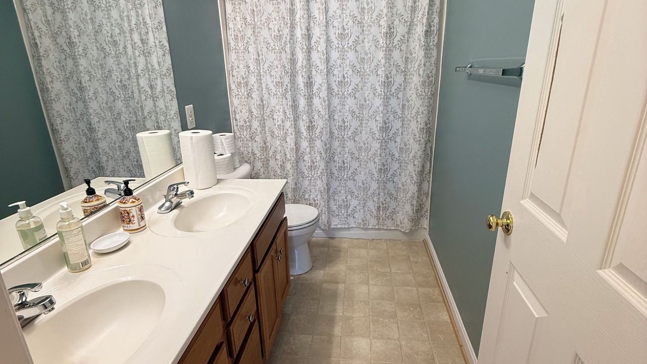 Photo of Bathroom in Strasburg