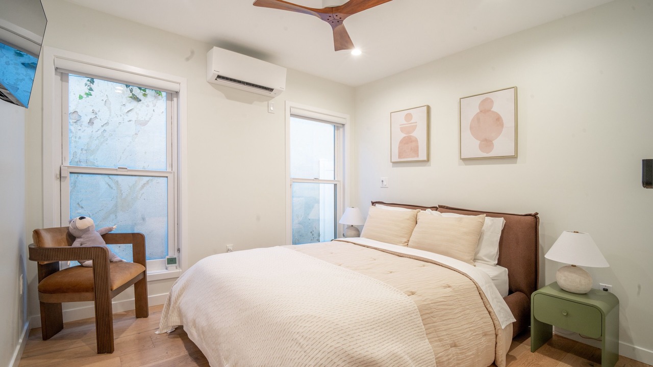 Photo of Bedroom in Sherman Oaks
