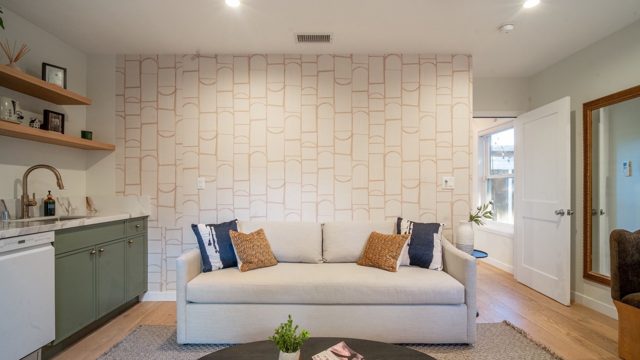 Photo of Livingroom in Sherman Oaks