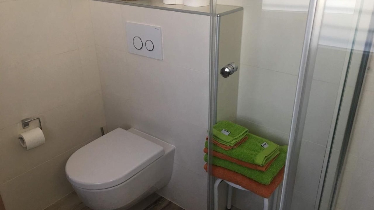 Photo of Bathroom in Saint-Leonard