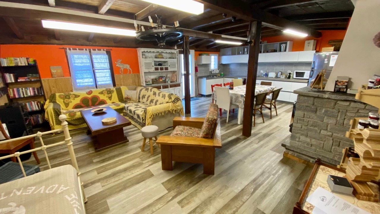 Photo of Livingroom in Grono