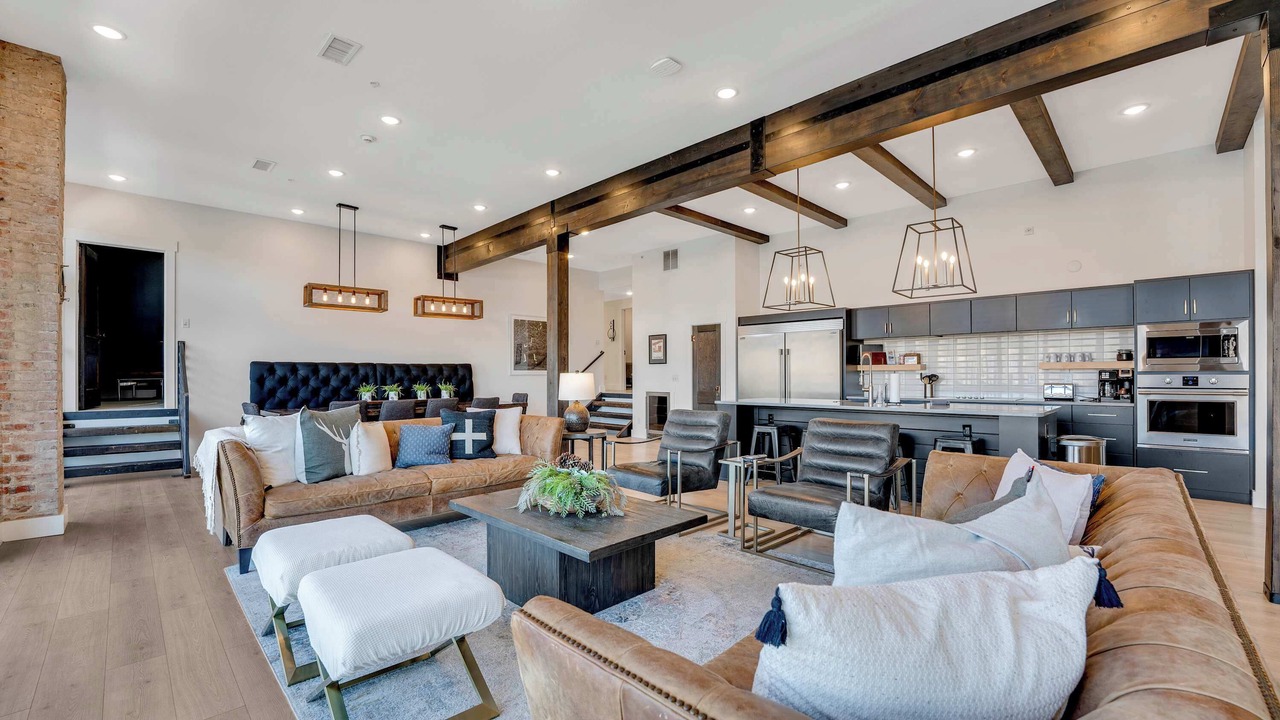 Photo of Livingroom in Osage Beach