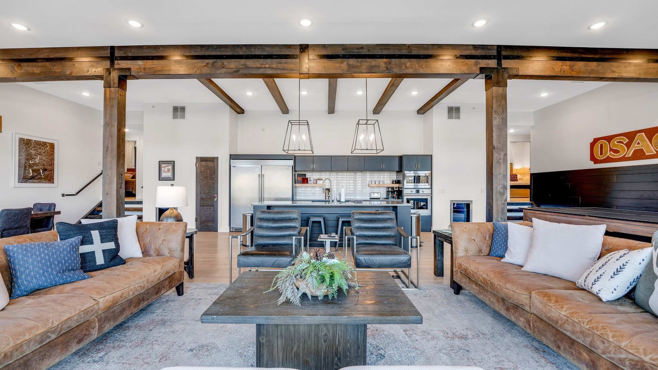 Photo of Livingroom in Osage Beach