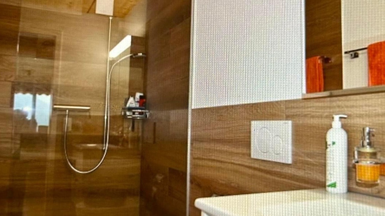 Photo of Bathroom in Sundlauenen