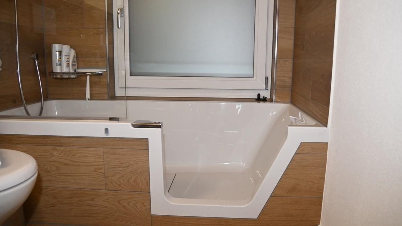 Photo of Bathroom in Sundlauenen