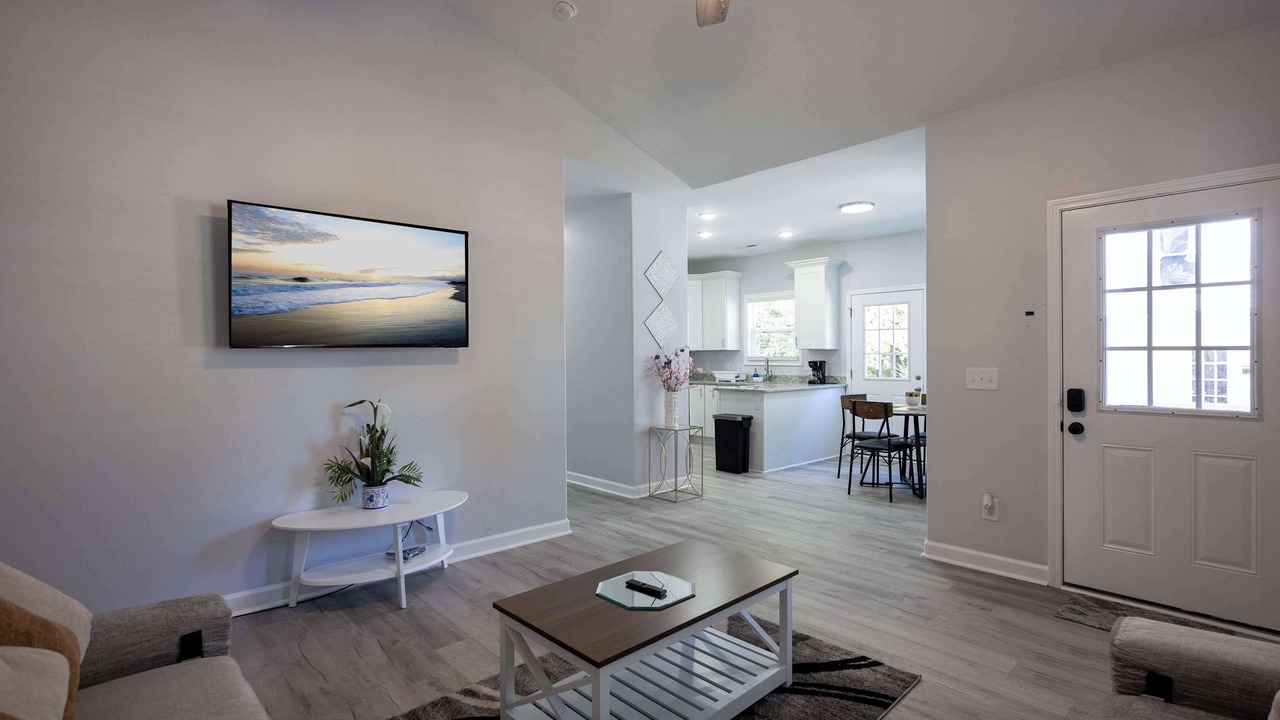 Photo of Livingroom in Burlington