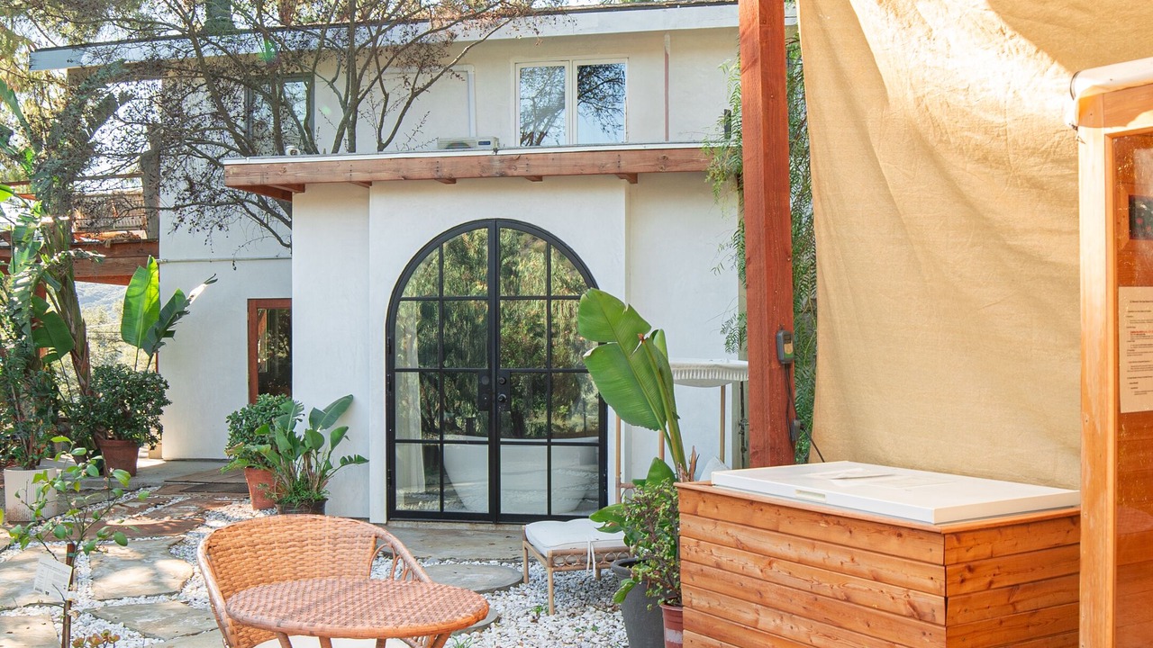 Photo of Patio Balcony in Topanga