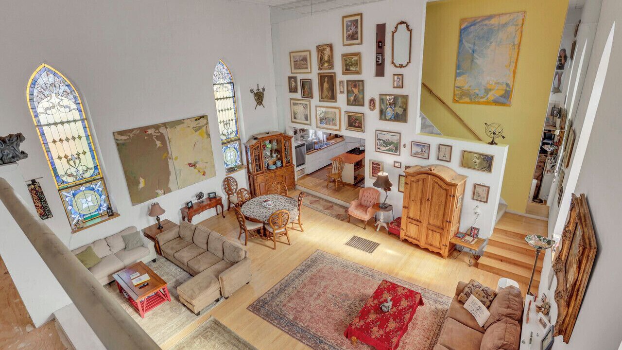 Photo of Livingroom in Lancaster