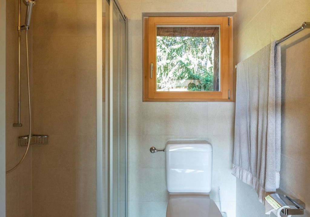 Photo of Bathroom in Sarn