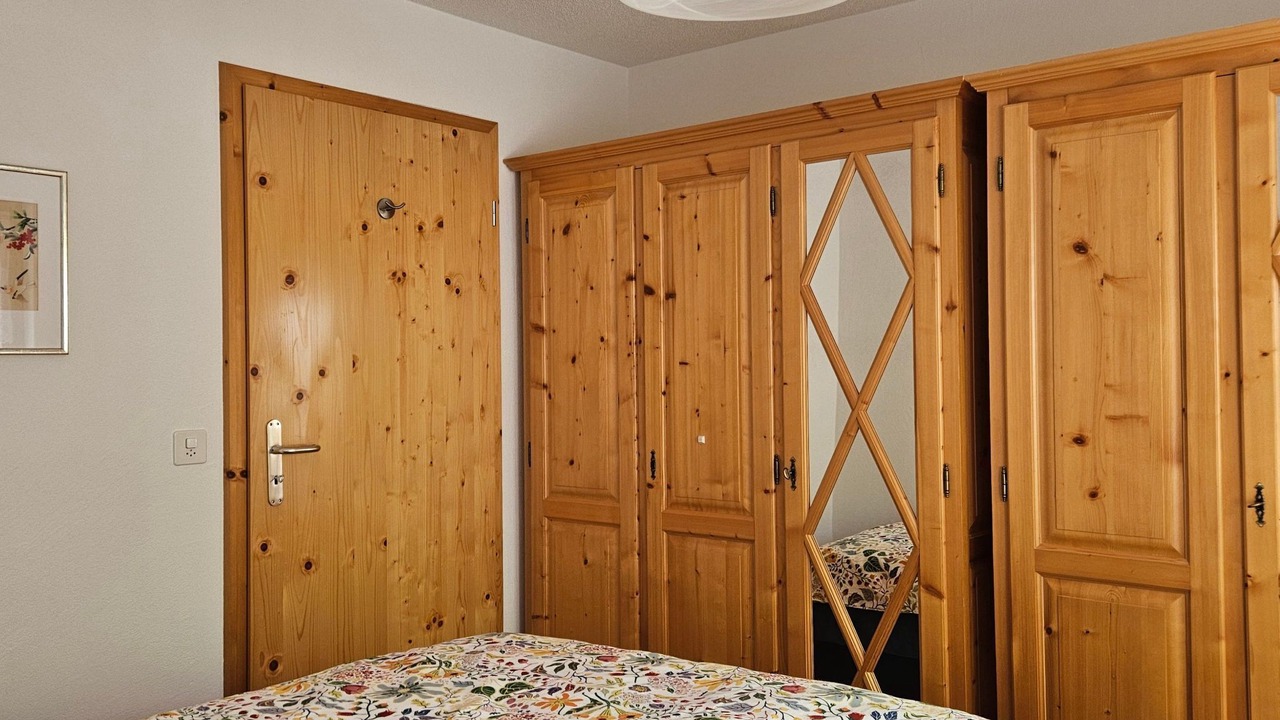 Photo of Bedroom in Salouf
