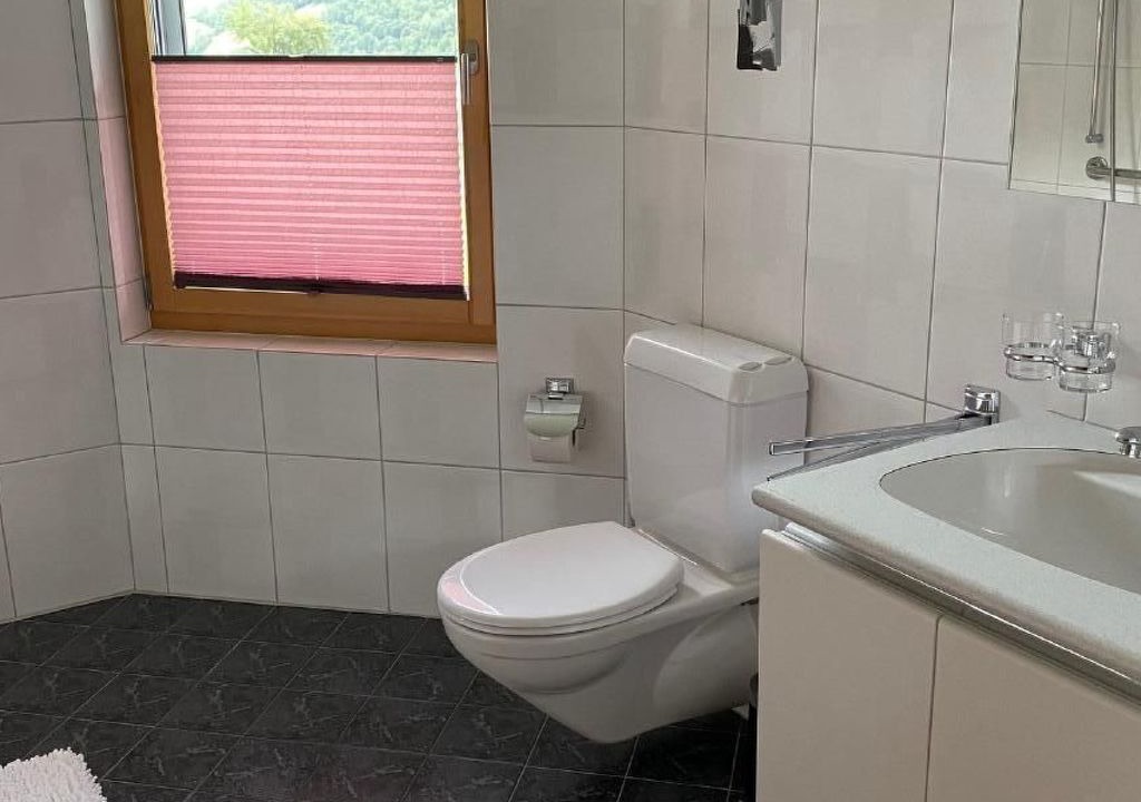 Photo of Bathroom in Sumvitg