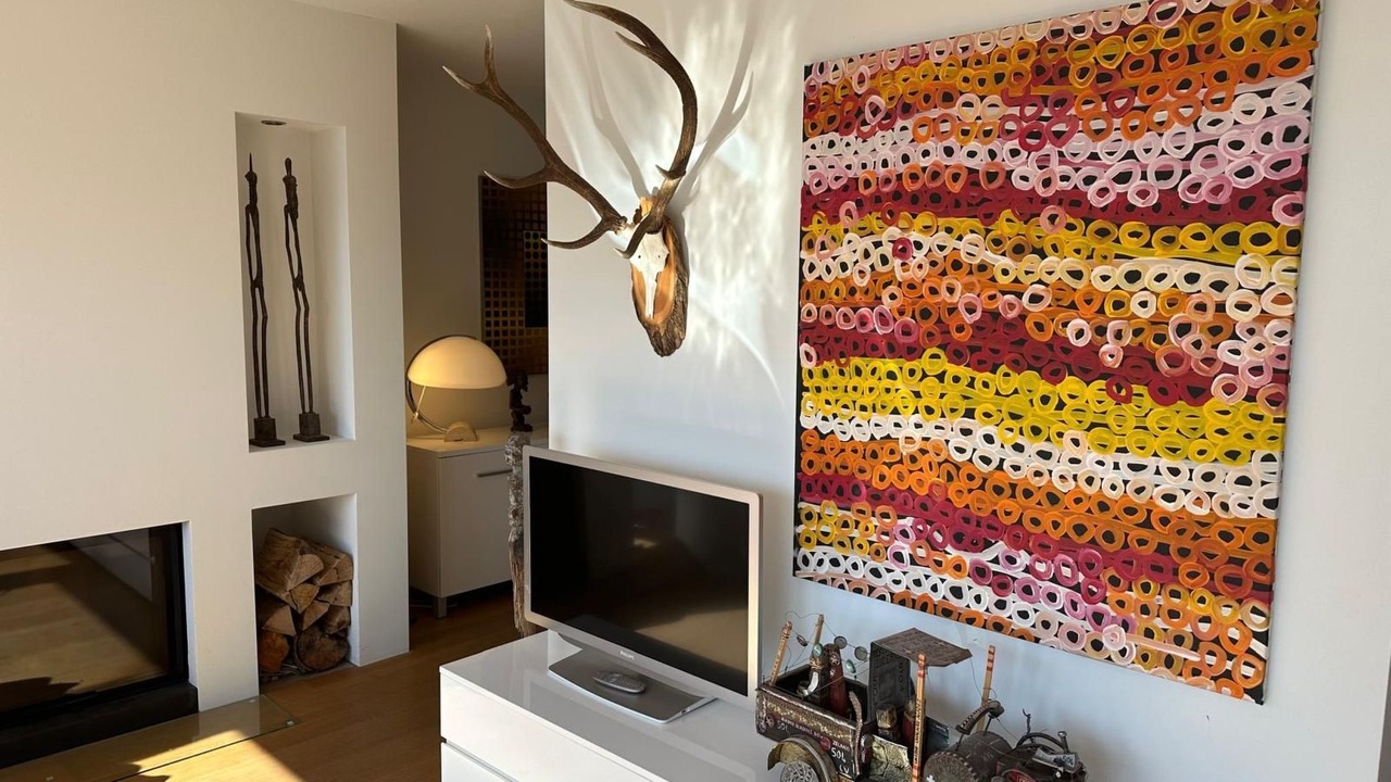 Photo of Livingroom in Lens