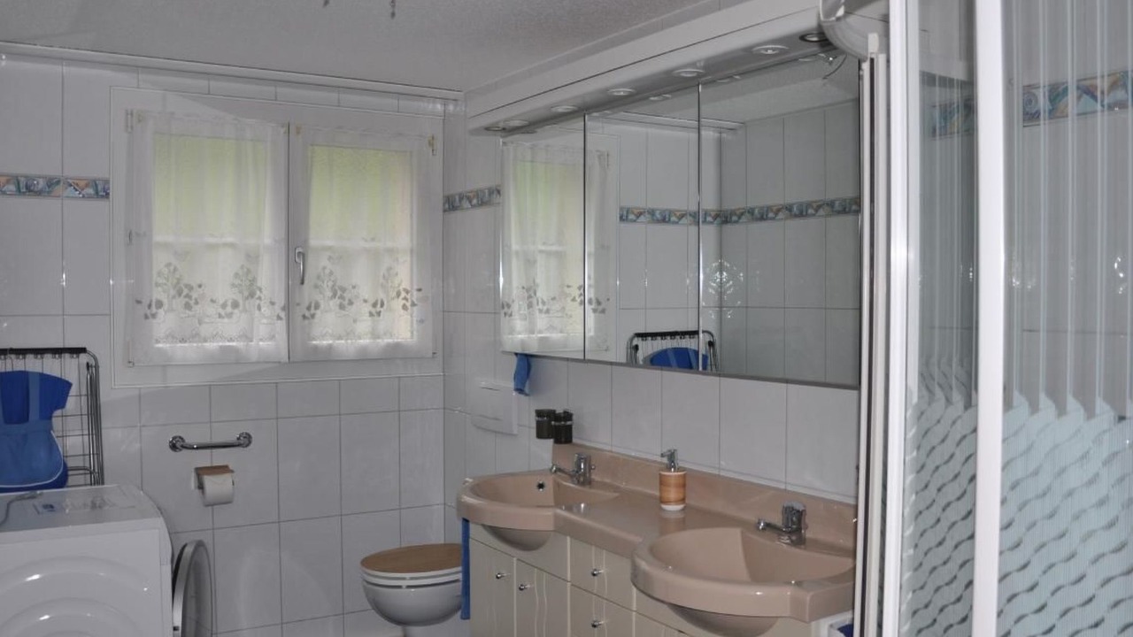 Photo of Bathroom in Arth