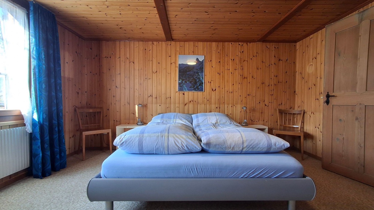 Photo of Bedroom in Bowil
