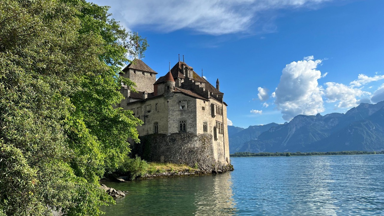 Photo of Others in Montreux